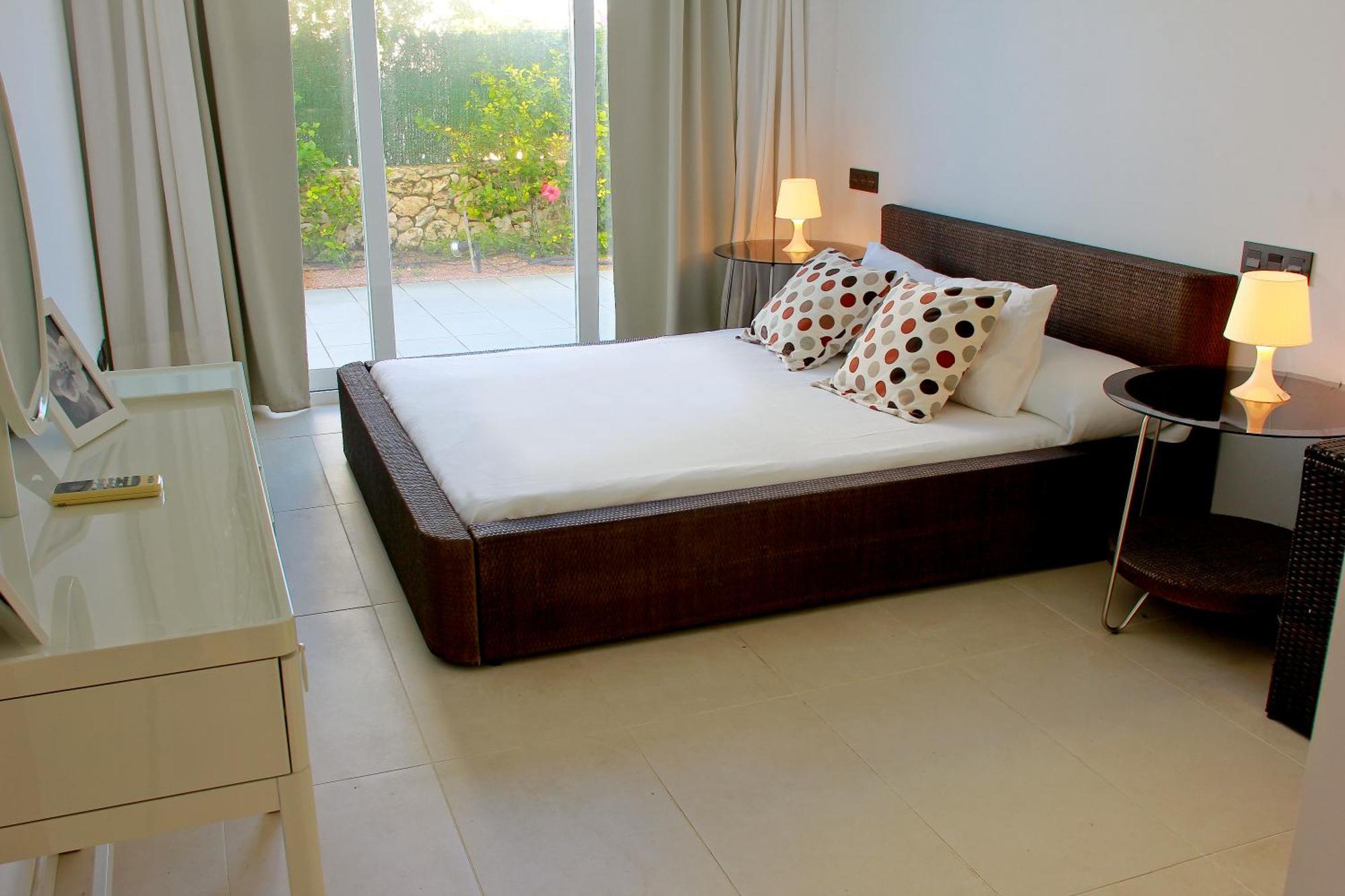 V196 Villa Brisa By Menorcarentals Villas Son Bou Exteriér fotografie